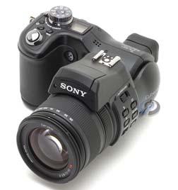 4 mm 7.9 23.7 mm 7.1 51.0 mm Optical zoom No 3X 3X 7X Auto focus Yes Yes Yes Yes Aperture F2.8 (fixed) F3.3 (fixed) F2.8 5.2 F2.0 8.