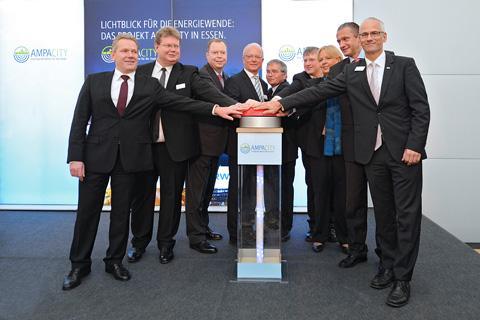 Commissioning Official inauguration on 30th April, 2014 World premiere in Essen: RWE integrates for the first time a superconducting cable system in existing city grid Energieunternehmen testet