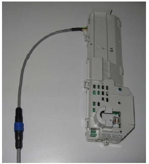 Conectaţi modulul adaptorului la placă folosind cablul interfeţei în modul redat în figura următoare. Fig. 18.