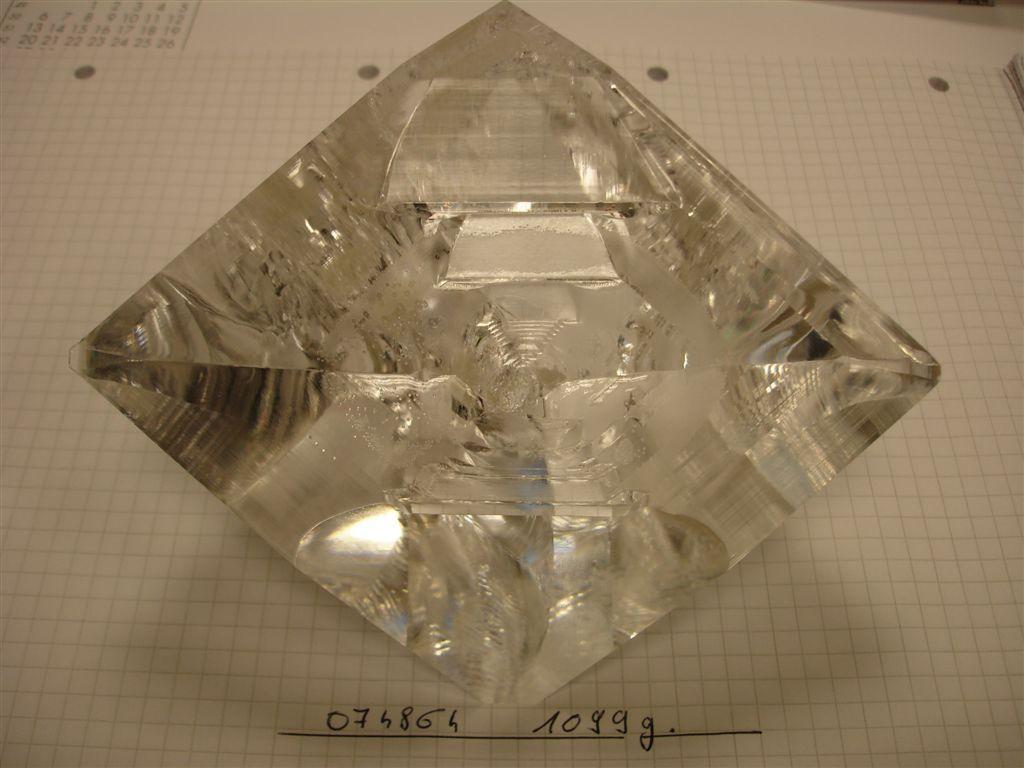Bottleneck 4: Large size SHG crystals for pump lasers: LBO strategy (in collaboration with Cristal Laser) LBO type 1 Φ 65 mm e=12mm SHG record in LBO : More than 200 J
