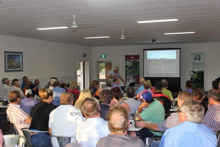 Virtual Farm Tours Limit: 2 places available On the Monday and Tuesday evenings of IDW a virtual farm tour will be held in Wilson Hall at Tatura Park.