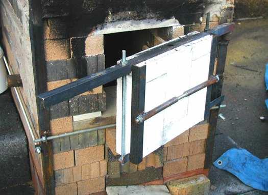 DOOR CONSTRUCTION There are as many solutions to how you approach making a firebox door as there are days in a year!