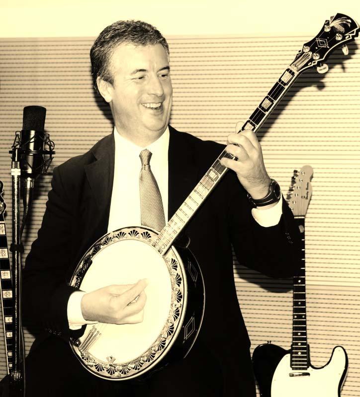 Sean Moyses 15 th October Café Jazz Sean Moyses is regarded as one of Europe's top professional banjo players.