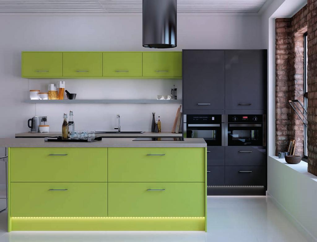 37 palermo PRICE BAND C Palermo is a family of three contemporary gloss slab doors and a bright lime, perfect for creating a kitchen with impact.