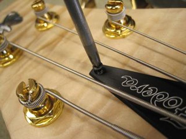 Please note that on our 5 and 6-string bases you may need to detune one or