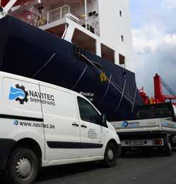6 24H MOBILE SERVICE Repairs and technical assistance for every type of vessel and industry Navitec Marine Services offers a flexible 24 hour afloat repair service centrally located in the Port of