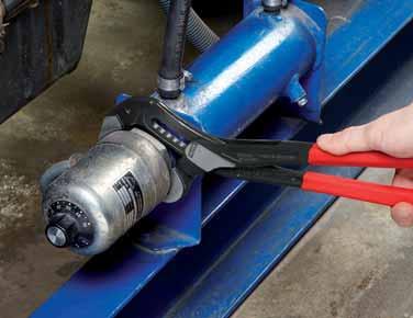 a water pump pliers while being 50 % lighter in weight and having a greater gripping