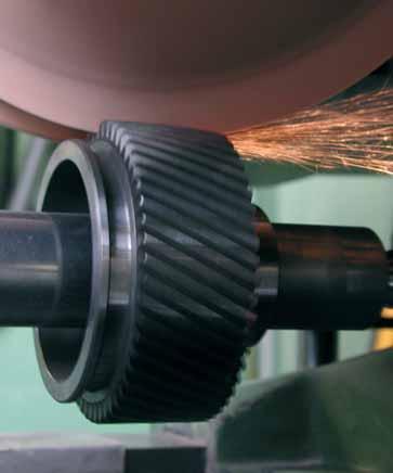 Gear grinding Gear shaft machining Solutions for gear shaft grinding: 5-9 Groove grinding 6 External and peel grinding 7 Centerless grinding 8 Finishing 9 Solutions for gear grinding: 11-16 External