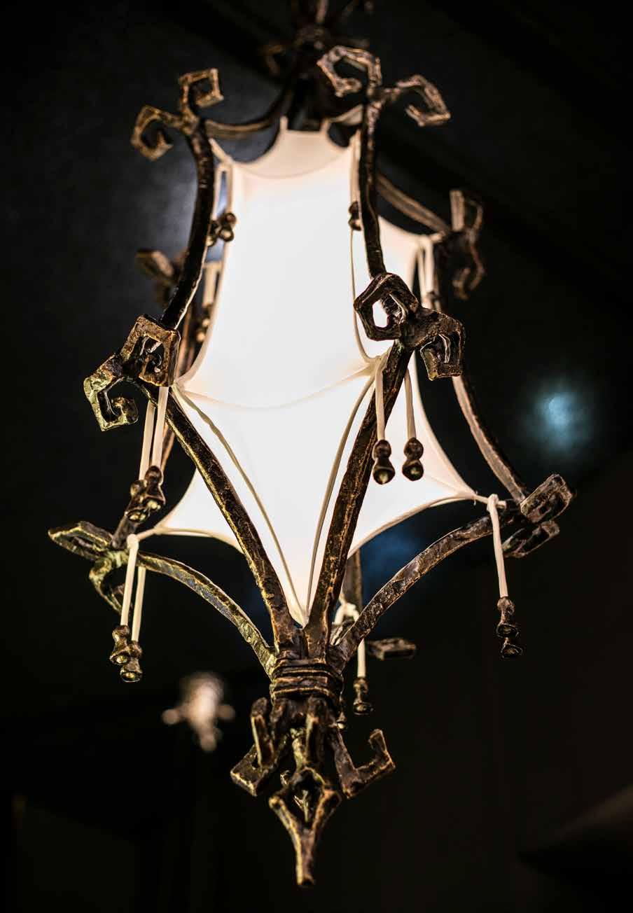 130cm 40cm Itemnr: PA 501 Model: Melting Fez hanging lamp Sockets: 1x E27 max.
