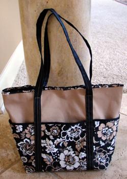 How To Sew A Designer Tote Bag (With Fat Quarters) www.simplesewingprojects.