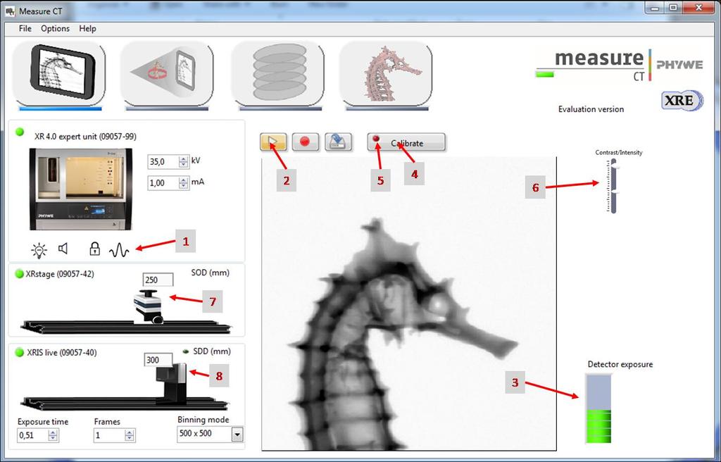 - Switch on the X-rays (fig. 8.1) and activate the 'Live view' (fig. 8.2). When the Live view is activated, every new image that is retrieved from the X-ray detector is displayed.