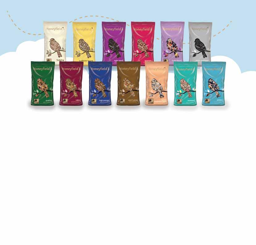 quality wild bird food 3 Wheat, Black Sunflower, Cut Maize, Whole Oats, Red Dari, Red Millet, Yellow Millet and Soya Oil. Size: 900g Case Qty 12 Code: 71000790 Barcode: 05011259886135 Size: 1.