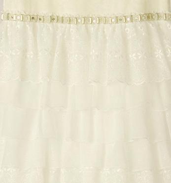 A delectable meringue of eyelet chiffon with a