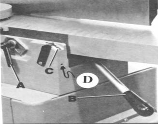 The accuracy of the adjustment depends entirely on the quality of the straight edge. L Fig. 1 shows the DJ-15 and DJ-20: (A) shows the eccentric bushing. (B) shows the set screw hole. Fig. 1 Important-There are 2 set screws in this location.