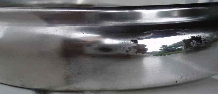Aluminum Although aluminum is also pure metal and can be sanded, there are two problems with its restoration: 1.