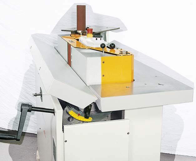 sliding of the sliding table. All the controls are easy to use and located within easy reach of the operator.
