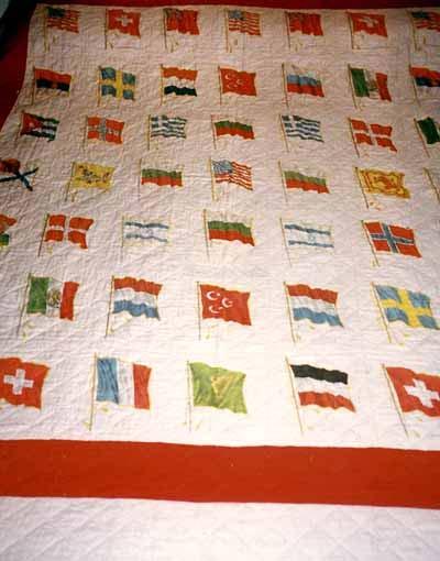 Unit D 7 8 (mount sloping support Quilt of flags red/white/blue