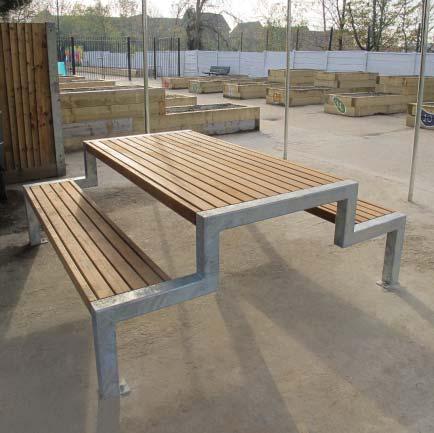 THETFORD PICNIC BENCH & TABLE RANGE Robust picnic bench in multiple size options The Thetford table and bench combination is a clean design of robust construction, ideal for public picnic areas,