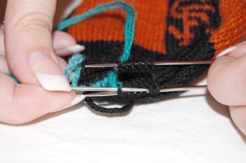 Cut the CC yarn, leaving a -inch tail. Thread the -inch tail onto the tapestry needle and use the Kitchener Stitch (see the box above) to graft the toe.