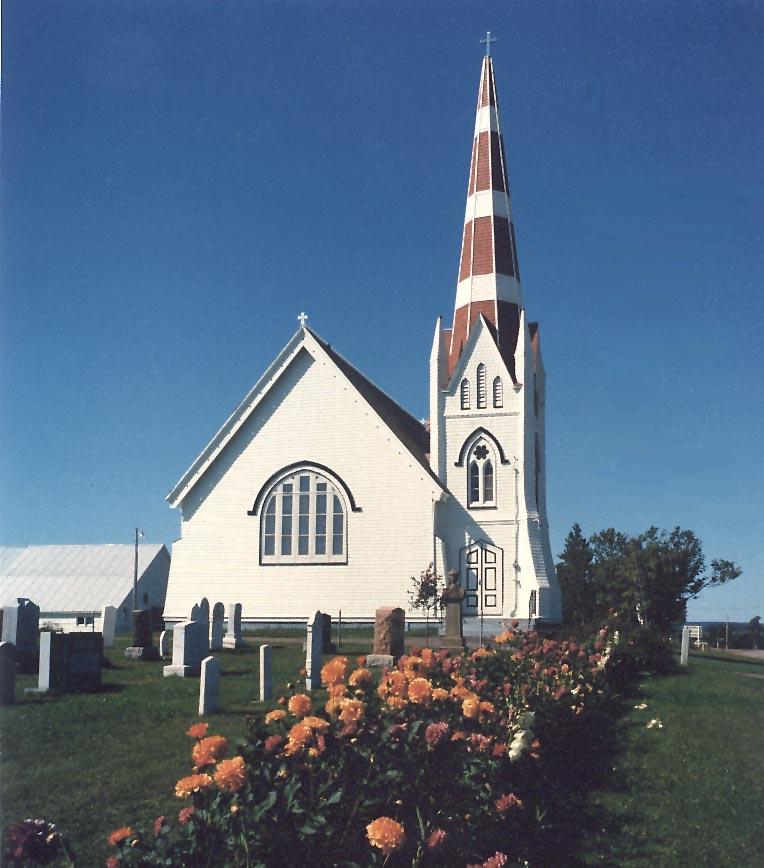 60 Merklinger: THE INS AND OUTS OF FOCUS Among the potato fields of Prince Edward Island church spires are some of the main obstacles to be avoided by the crop-dusting