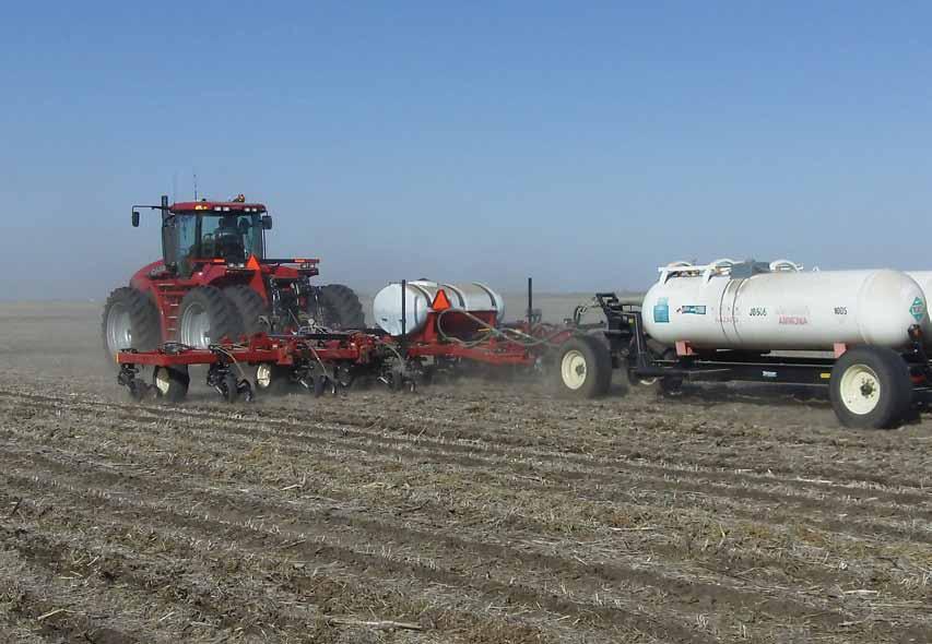 RangeLine Group SOLUTIONS FOR THE TOUGHEST PROBLEMS IN AG RESIDUE MANAGEMENT 2940 Air Adjust Residue Manager