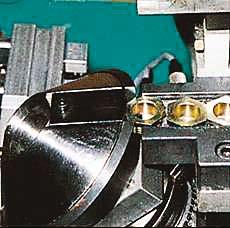 : +420 (5) 49 24 09 65 Fax: +420 (5) 49 24 09 64 pnovak@weber-online.com England Weber Automatic Assembly Systems Ltd.