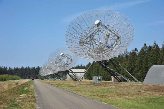 Radio astronomy applications Today s radio telescopes often consist of an array of antennas to increase the sensitivity of the system.