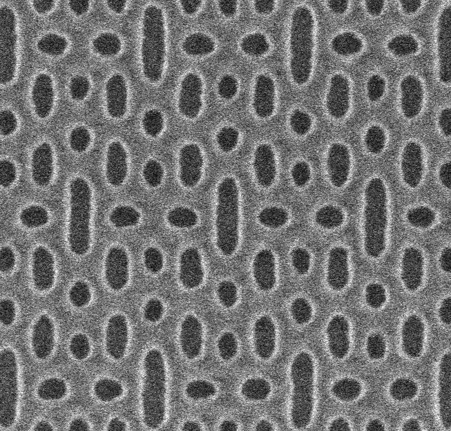 (0.038µm2) resolved at first try SEM-images show that OPC needs