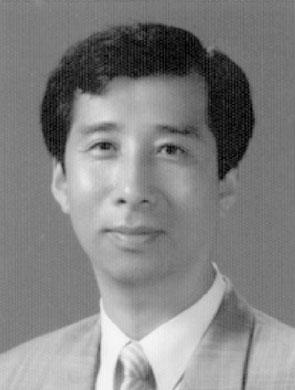 His research interests include adaptive signal processing, echo and noise cancellation, 3D audio signal processing, and adaptive microphone array algorithm. Chungyong Lee received the B.S.
