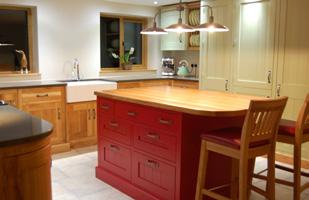 COTSWOLD KITCHEN The Cotswold range takes