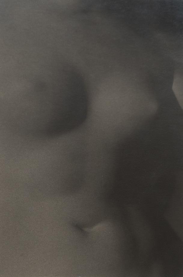 actual size Man Ray (1890-1976) Nude, 1933 Gelatin silver print mounted to paper, printed c. 1933 6 x 3 3/4 in. (15.2 x 9.5 cm) / Mount: 9 5/8 x 6 3/8 in.