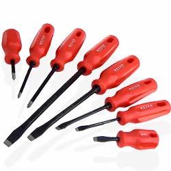 8 PC. PRO SCREWDRIVER SET These professional grade screwdrivers feature heat treated tips for added strength