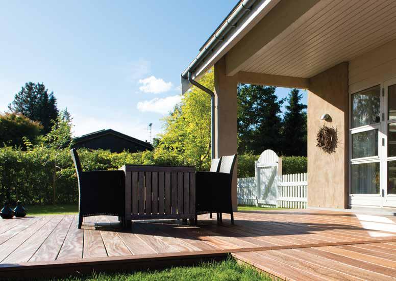 Decking Cumaru decking Cumaru is reddish brown in colour, and is a very strong type of wood.