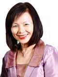 MODERATOR FOR KEYNOTE DIALOGUE: Mdm Ho Geok Choo Chief Executive Officer Human Capital (Singapore) Pte Ltd Mdm Ho Geok Choo has more than 38 years of experience in both the public and the private