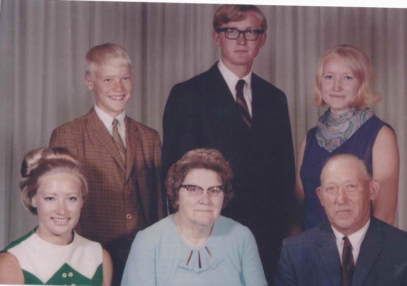 Laura Olson Family with Cliff and children Collette and