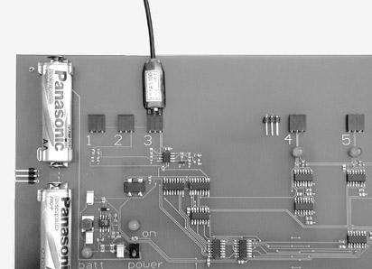 Optical Fibre Probe (analog A) - Plug the A100 or A110 sensor into socket 3. - Connect it to the oscilloscope via an optical fibre and optical receiver. - Oscillograph the signal.