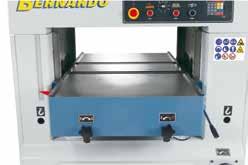Planing machines Thicknesser TP 630 D Ergonomically arranged switches and control elements on the front of the machine Solid thicknessing table