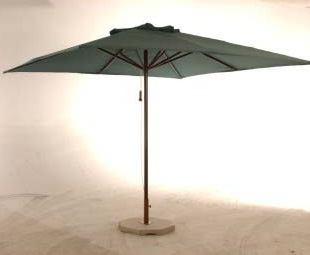Centre Pole Parasols Standard umbrellas are made from aluminium, which is anodised to withstand climatic conditions.