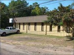 14 3705 N Frazier St Conroe, TX 77303 Building Type: Class C Warehouse Space Avail: 0 SF Building Status: Built 1985 Max Contig: 0 SF Building Size: 15,867 SF Smallest Space: - Land Area: 2.