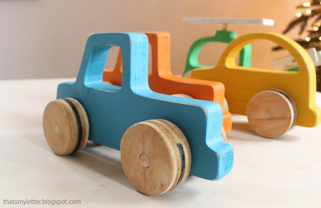 These wheelie cars are just cut out (free templates below) from 1x4 wood scraps (a 1x4 new board can be purchased for about $5 for eight feet if you don't have scraps.
