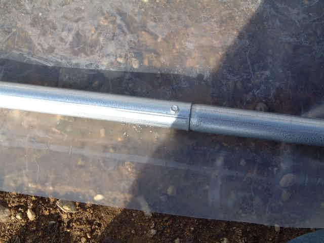 2 1 Connect the sections of pipe with the