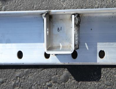 Use the attachment plates to fasten the 15 hinged rail to the 2.