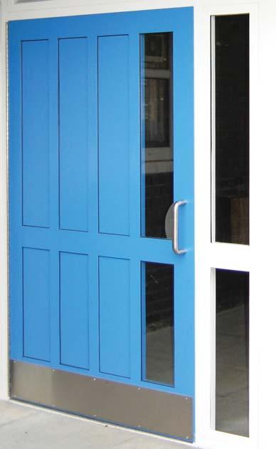 Communal Entrance Doors Jansen Steel Doors and Side Screens Features All Doors to be manufactured from 2mm thick mild steel Jansen sections, all joints to be welded and ground to smooth finish.