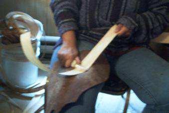 Shaving the splints Once the splints have been pounded up and split, the shaving process can take