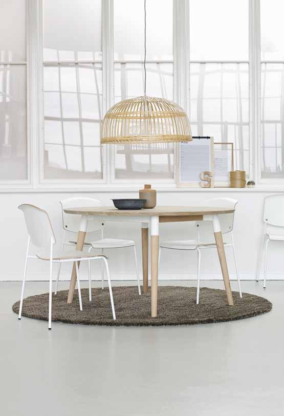 PAUSE CHAIR > DESIGN BY BUSK + HERTZOG The Pause chair is designed to appear just as beautiful from the front as from behind.