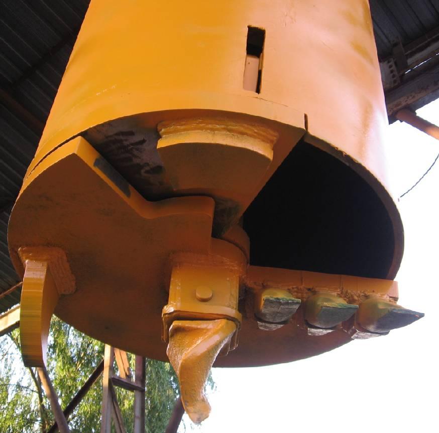 BCA Series - Mud & Sand Bucket Mud, light wet clay and sand type High material