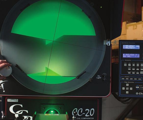 Tool Pre-Setting The comparator s high magnification and