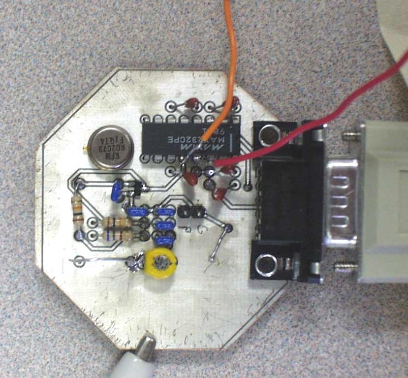 shows a student designed circuit that is a wireless 315 MHz