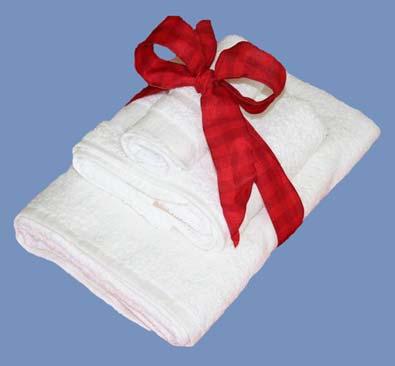 DOMESTIC QUALITY BATH LINENS Bath Towels Item # 11204055 5.5# Size: 20X40 Item # 11224465 6.5# Size: 22x44 Item # 11244880 8.