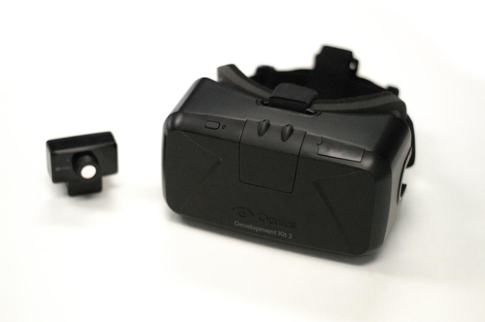 Additional instructions are provided in the Oculus User Guide which is available at developer.oculusvr.com. 3.2 Oculus Rift DK2 Figure 2: The Oculus Rift DK2.